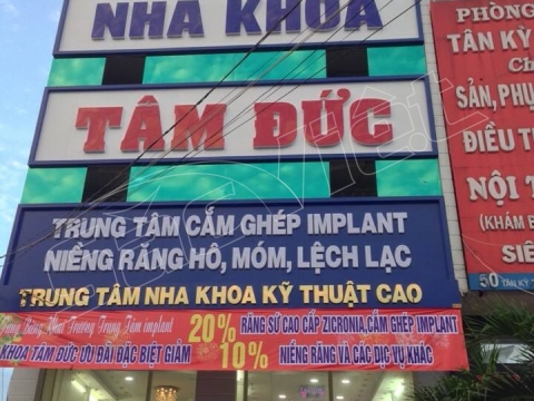 THI CÔNG MẶT DỰNG ỐP ALU